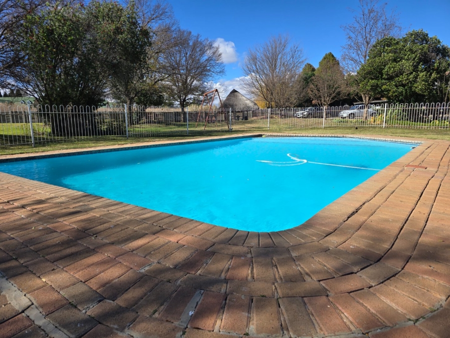 2 Bedroom Property for Sale in Van Der Hoff Park North West